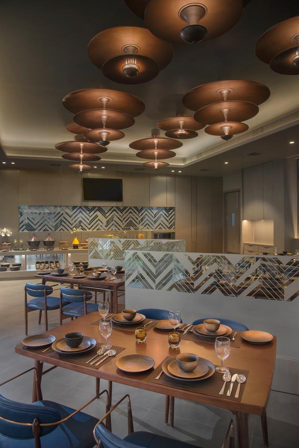 Kabir Hotel & Spa Vadodara Zewnętrze zdjęcie